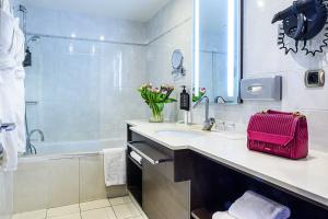 CHAMBRES & SUITES