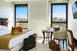 CHAMBRES & SUITES